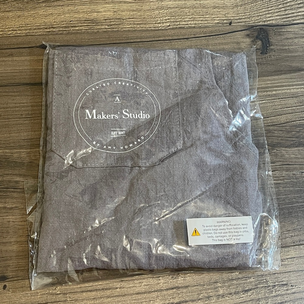 A Makers Studio Amy Howard Grey Linen Blend Artist Crafting Apron New